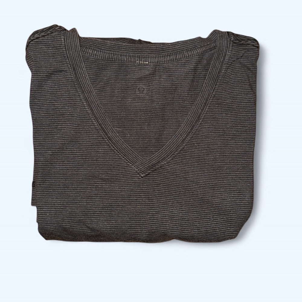 lululemon athletica Gray Short with black striped V-neck short sleeve tee - Picture 7 of 10